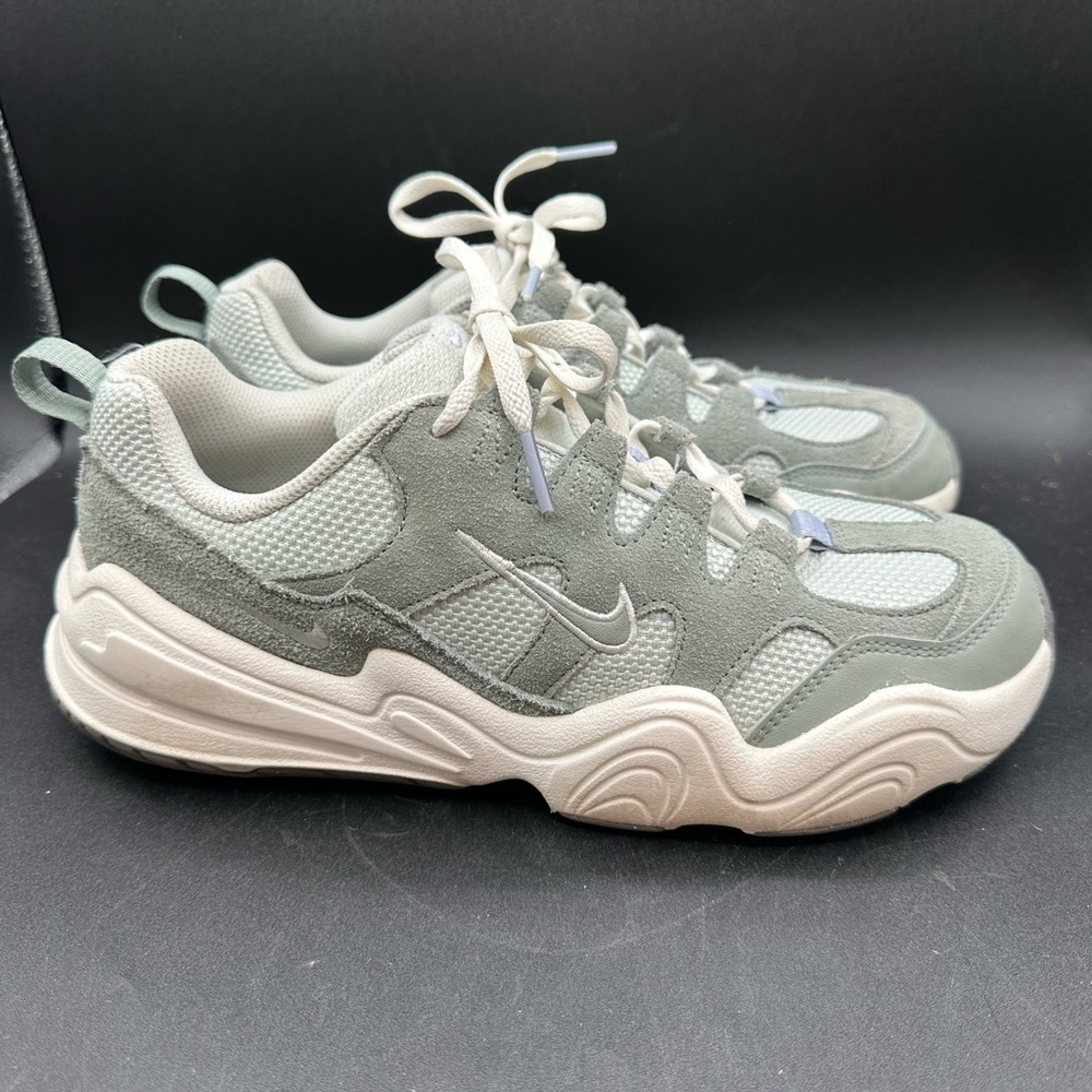 Nike Women’s Size 9 EU 40.5 Tech Hera Mica Green Athletic Shoes Sneakers